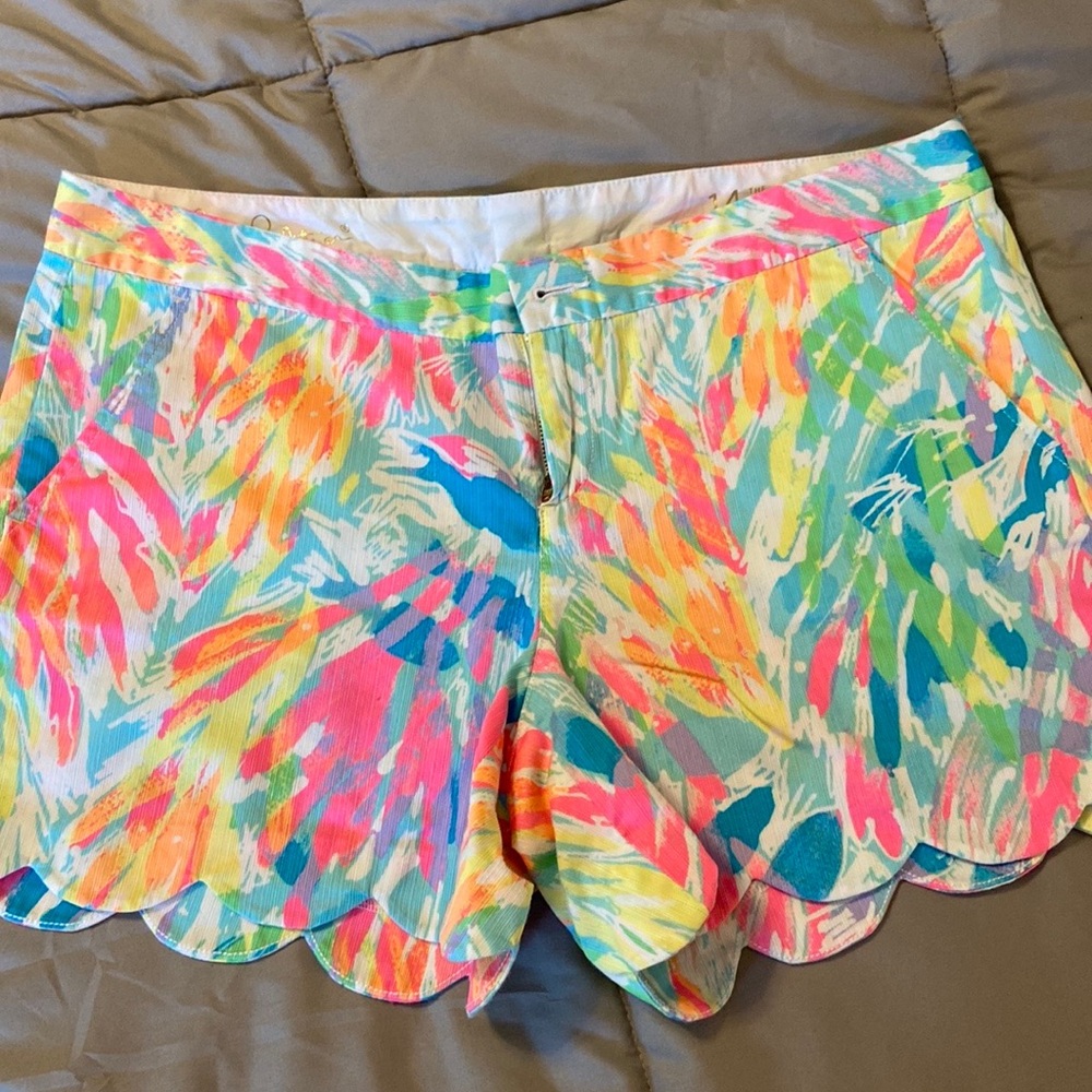 Lilly Pulitzer Buttercup shorts Sparkling Sands size 14